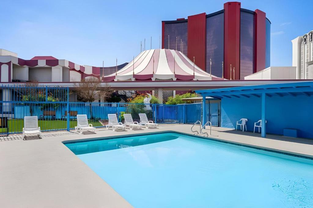 Travelsuites 2*